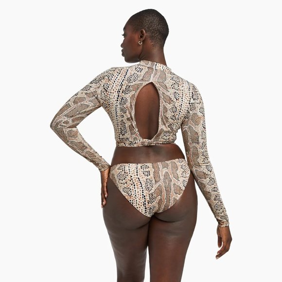 Vitamin A Swimsuit Set - Picture 2 of 15